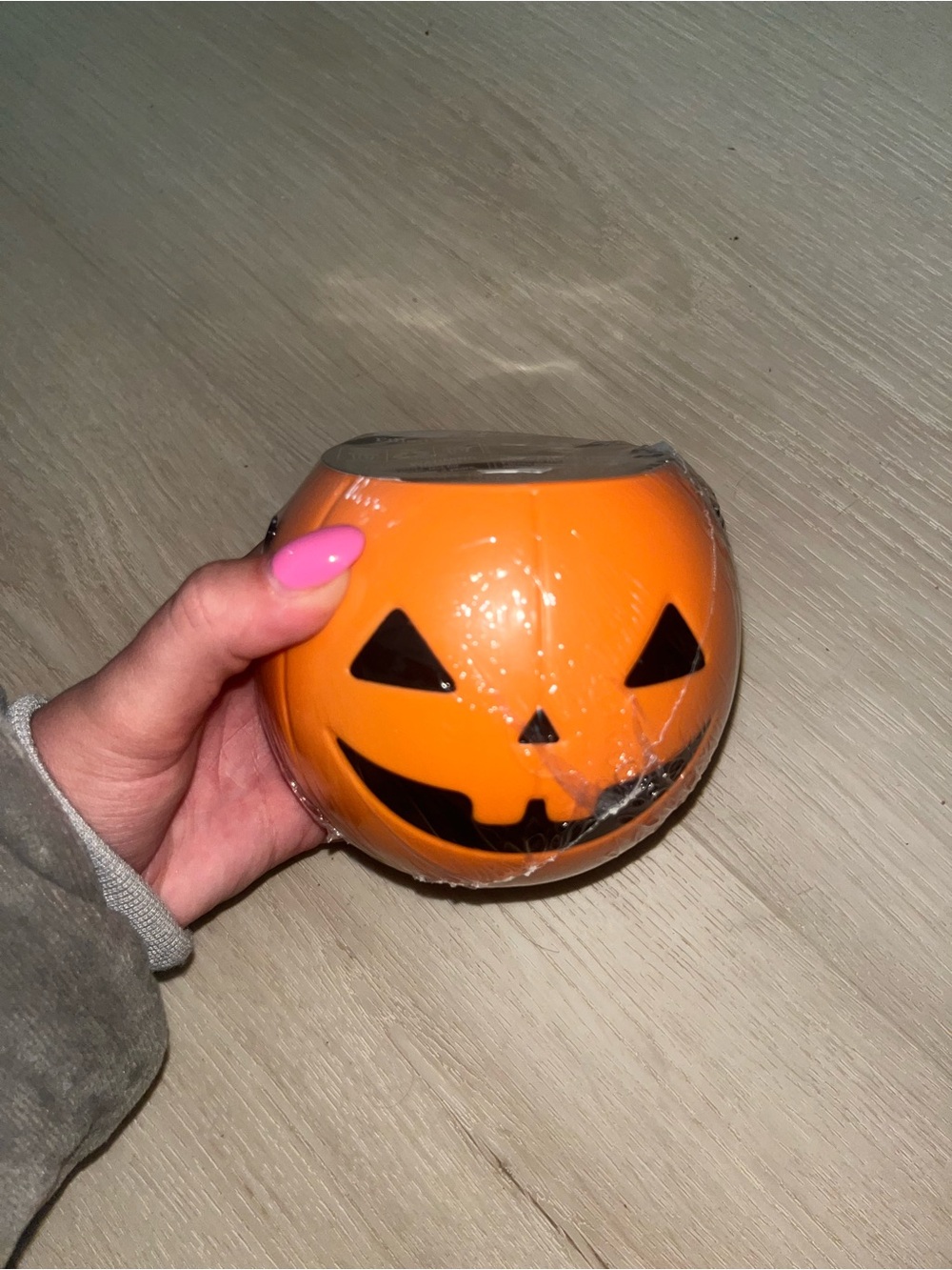 Halloween squishy pale